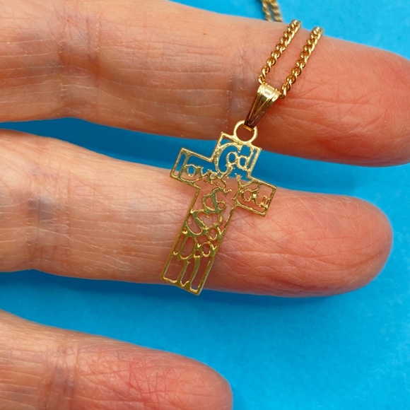 Gold Cross "God Loves You & So Do I" Scroll Work Dainty On Gold Tone Chain - Picture 3 of 6